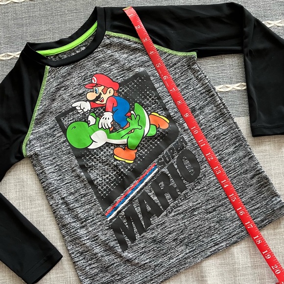 Kids Super Mario long sleeve shirt, Jumping Beans size 6 - Picture 2 of 8